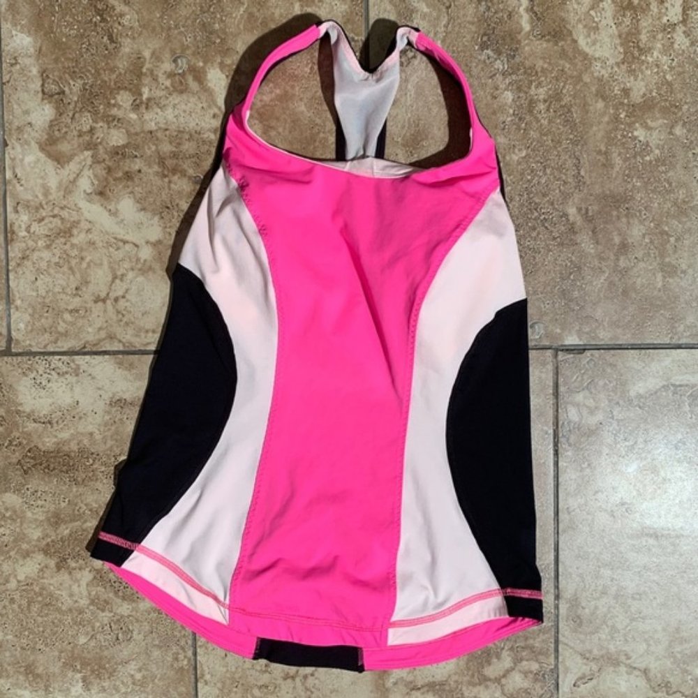 Lululemon kick tank